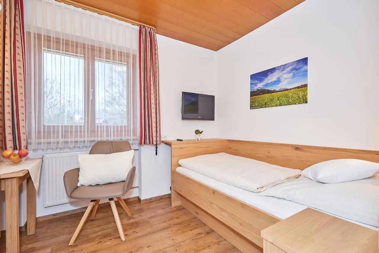 Gaestehaus Flora Reit im Winkl